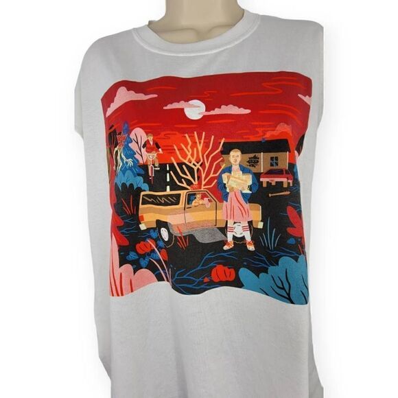 Stranger Things White Graphics T-Shirt Adult XL - Picture 2 of 3